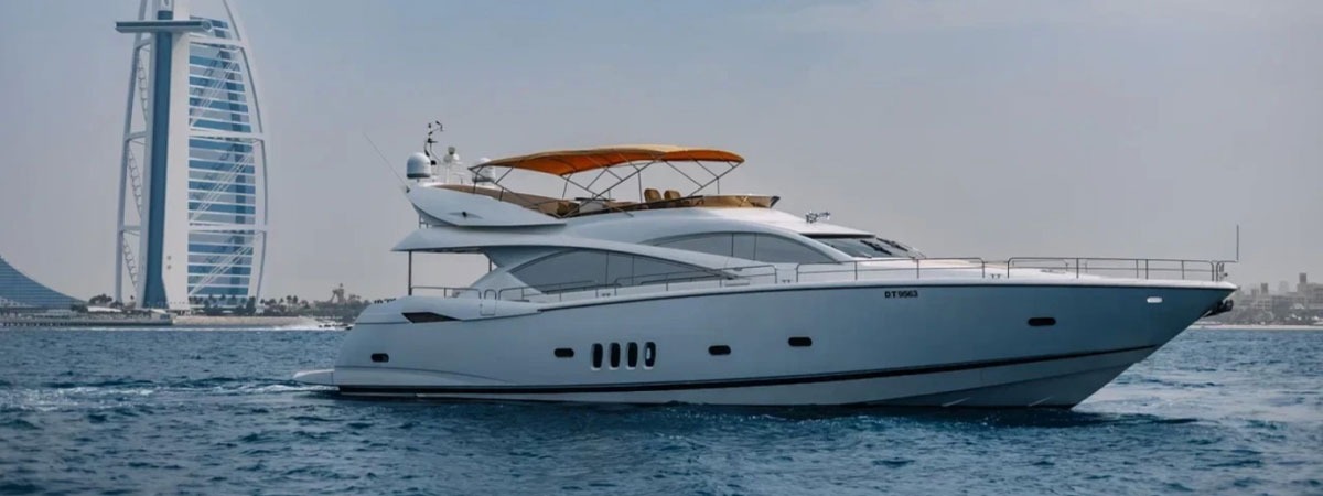 private yacht hire Dubai